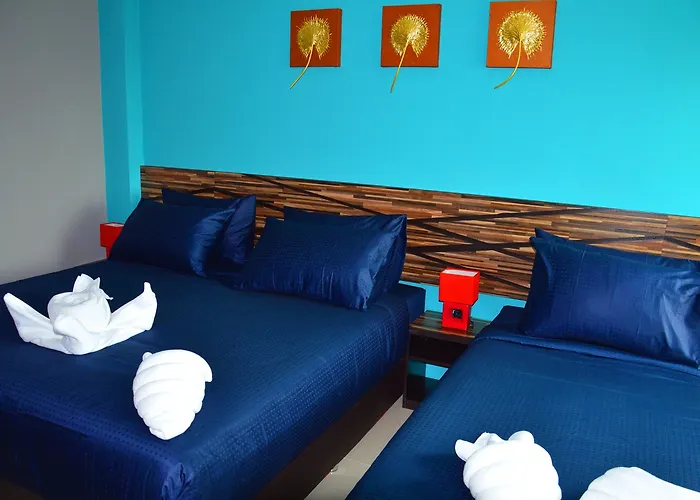 دولة سوفارنابومي فندق